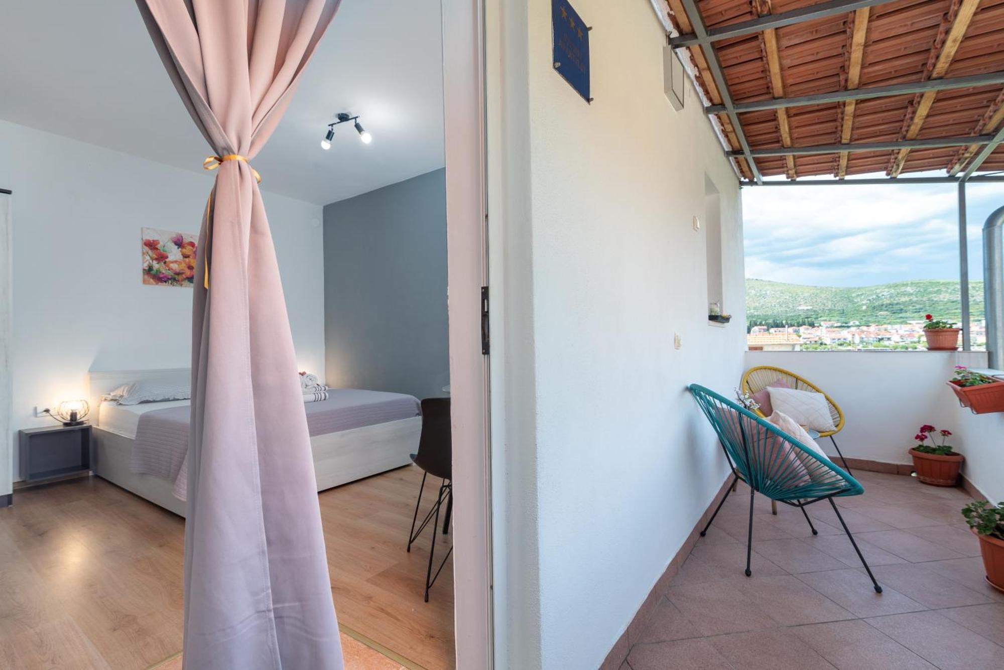 Studio Apartment Coce Trogir Zewnętrze zdjęcie