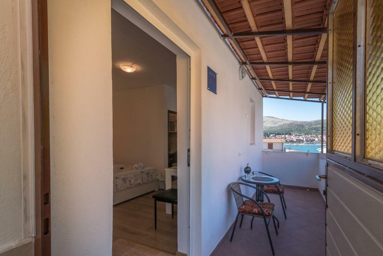 Studio Apartment Coce Trogir Zewnętrze zdjęcie