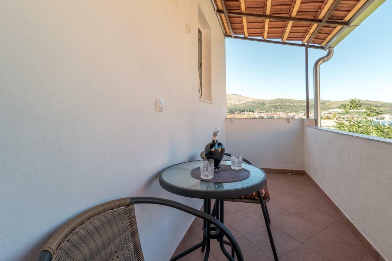 Studio Apartment Coce Trogir Zewnętrze zdjęcie